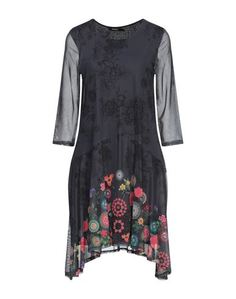 Короткое платье Desigual