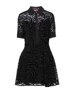 Короткое платье Guess