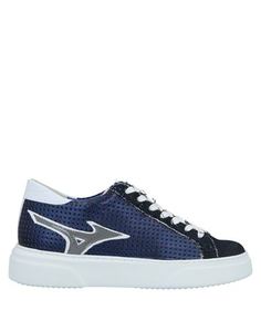 Кеды и кроссовки Mizuno