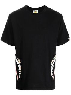 A BATHING APE® футболка Shark с графичным принтом