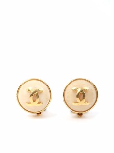 Chanel Pre-Owned серьги-клипсы с логотипом CC