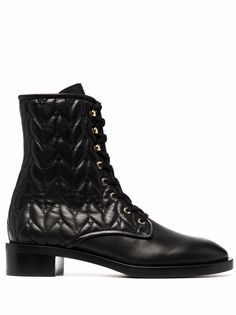 Stuart Weitzman стеганые ботинки на шнуровке
