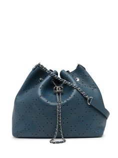 Chanel Pre-Owned сумка-ведро с перфорацией CC