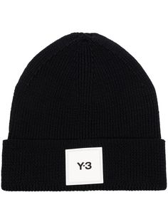 Y-3 шапка бини с нашивкой-логотипом