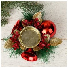 Подсвечник Зимнее волшебство на одну свечу "Красные цветочки" шарик, колокольчики 10*4 см (4326212)