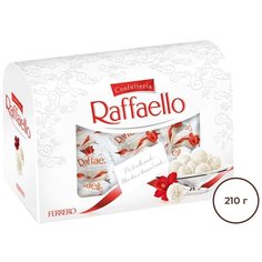 Набор конфет Raffaello миндаль и кокос, Сундук, 240 г