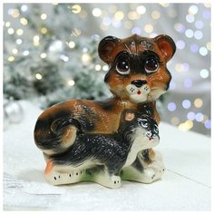Керамика ручной работы Копилка "Тигр с котом