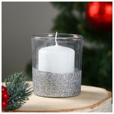 Омский свечной завод Свеча в стекле "Праздничная", серебро, 7.8?7 см