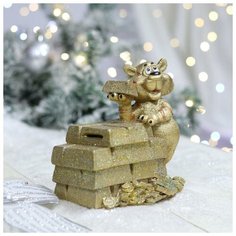 Керамика ручной работы Копилка "Тигр со слитками", символ года 2022, золотая, керамика, 16 см