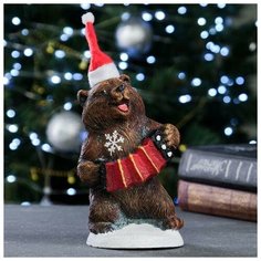 Хорошие сувениры Копилка "Медведь с гармошкой новогодний" 10х10х17см