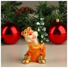 Дарим Красиво Свеча новогодняя декоративная большая "Тигр с елкой", микс