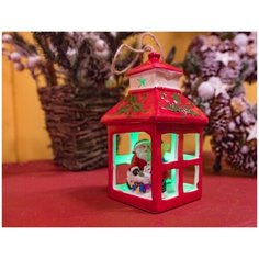 Светящаяся ёлочная игрушка санта В домике, керамика, полистоун, RGB LED-огни, 9x9x17 см, батарейки, таймер, Kaemingk