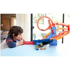 Игрушечный трек Hot Wheels Вулкан