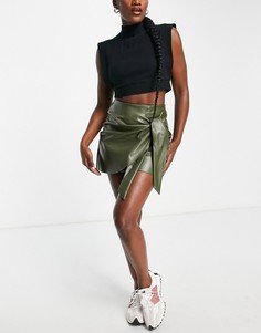 Мини-юбка из искусственной кожи цвета хаки с узлом и запахом ASOS DESIGN-Зеленый цвет
