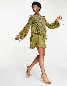 Платье мини из ткани добби с оборками, отделкой и завязками ASOS DESIGN-Зеленый цвет