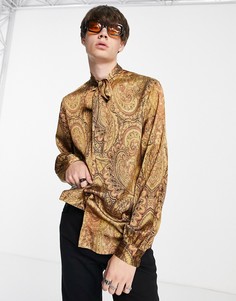 Атласная рубашка с воротником-бантом и принтом пейсли ASOS DESIGN-Коричневый цвет