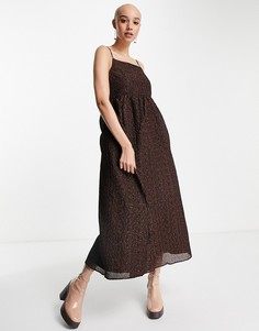 Коричневое трапециевидное платье миди на бретелях из фактурной ткани Glamorous-Коричневый цвет