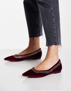Бордовые бархатные туфли на плоской подошве с заостренным носком Love Moschino-Красный