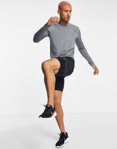 Серый лонгслив Nike Running Miler Dri-FIT
