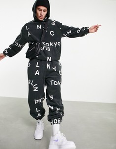 Джоггеры в стиле oversized от комплекта из поларфлиса со сплошным принтом города ASOS DESIGN-Разноцветный
