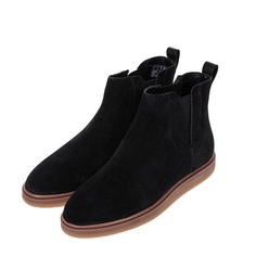 Ботинки женские Clarks 26137222 черные 35.5 RU