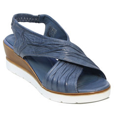 Босоножки женские Airbox 137670 синие 37 RU