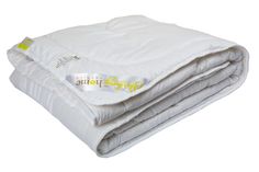 Одеяло Sterling Home Textile "Лебяжий пух" микрофибра 140x205, 1,5 спальное