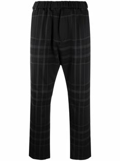 White Mountaineering зауженные брюки в клетку