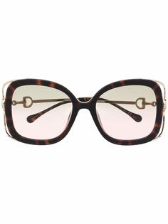 Gucci Eyewear солнцезащитные очки в оправе черепаховой расцветки