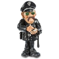 Статуэтка Полицейский Размер: 11*10*25 см Warren Stratford
