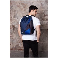 Спортивный рюкзак Umbro Team Training Backpack с одним отделением. Большой рюкзак Umbro для тренировки передним карманом на молнии, сине- черный, 23 литра, 43 х 31 х 17 см
