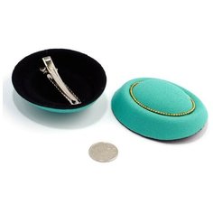 Шляпа (таблетка) для куклы, цвет: бирюзовый, 8х7 см, арт. КЛ.21576 Magic 4 Toys