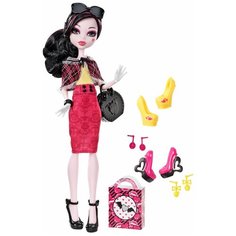 Кукла Monster High Я люблю обувь Дракулаура, 27 см, BBR91