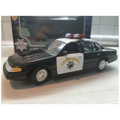 Коллекционная модель Ford Crown Victoria Police Highway Patrol, масштаб 1:24 76400 Motormax