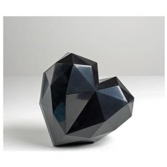 Дарите счастье Подарочная коробка «Черное сердце» 18 × 18 × 12.5 см