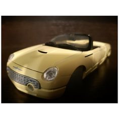 Сборная модель автомобиля Ford Thunderbird 2002 года, металл, масштаб 1:24 75120-1 Motormax