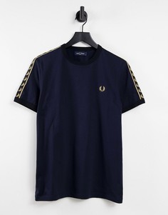 Темно-синяя футболка с золотистой окантовкой Fred Perry-Темно-синий