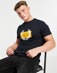 Темно-синяя футболка с принтом лаврового венка и в стиле колор блок Fred Perry-Темно-синий