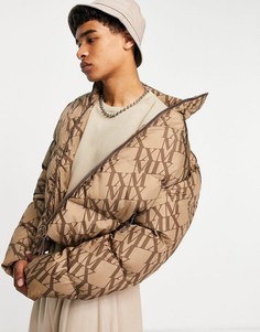 Коричневый пуховик с принтом монограммы ASOS DESIGN-Коричневый цвет