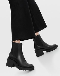 Черные массивные ботинки челси на каблуке Stradivarius-Черный цвет