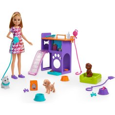 Игровой набор Mattel Barbie Семья Стейси с щенками на площадке GFF48