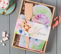 Кухонный набор "С 8 Марта",варежка-прихватка 20х28см, лопатка деревян. 4654922 Доляна