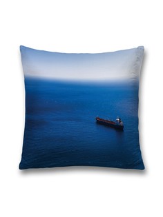 Наволочка JoyArty декоративная "Ждет далекое плавание" на молнии, 45x45 см