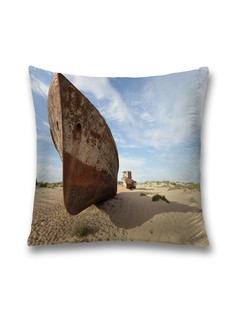 Наволочка JoyArty декоративная "Недвижимый корабль" на молнии, 45x45 см