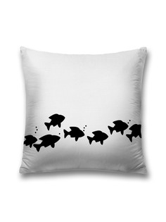 Наволочка JoyArty декоративная "Скрытные рыбы" на молнии, 45x45 см