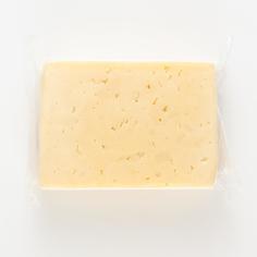 Сыр Замковая Гора Самокат с ароматом топленого молока; 45%; 200 г