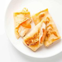 Блинчики с моцареллой и томатами 160 г Самокат