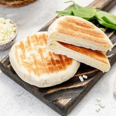 Лепешка ВкусВилл с сыром сулугуни на гриле 115 г