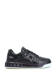 Низкие кроссовки One Stud из кожи наппа с крупной заклепкой Valentino Garavani