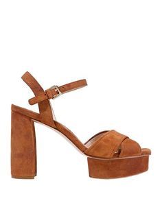 Сандалии Stuart Weitzman
